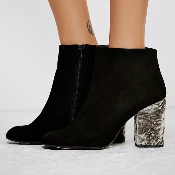 FREE PEOPLE Booties Intricate Short Zipper Shoes    poshmark.com/closet/kreed324 - Picture 4 of 14